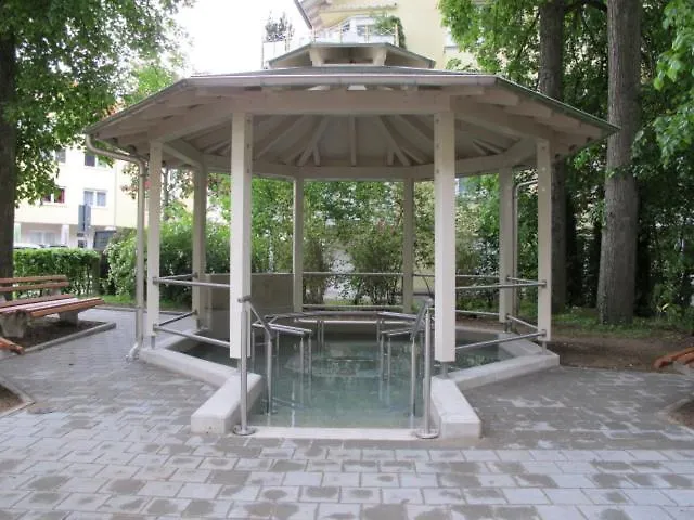 Готель Germania Бад-Верісгофен