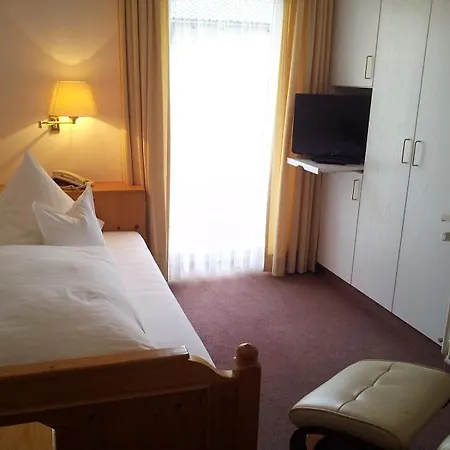 Hotel Germania 3*